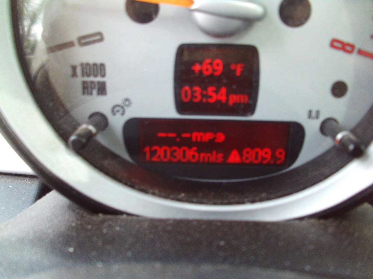 Used 2010 MINI Cooper Hardtop image 17