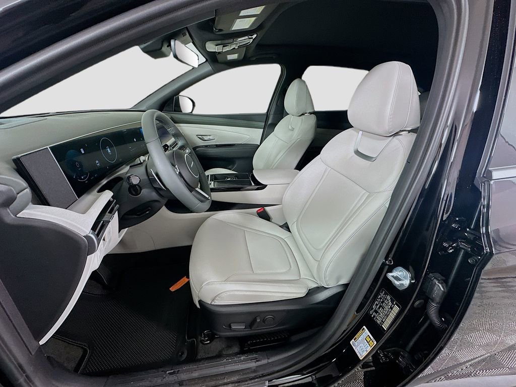 New 2026 Hyundai Tucson Limited image 16