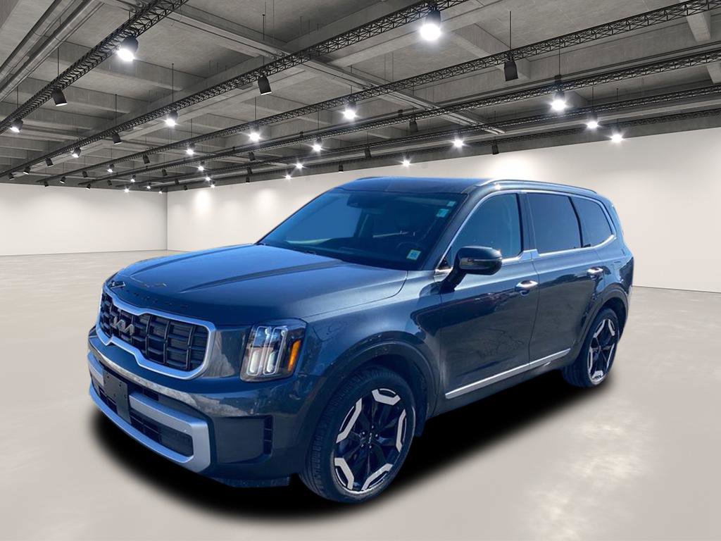 Used 2023 Kia Telluride S w/ S Sunroof Package image 4