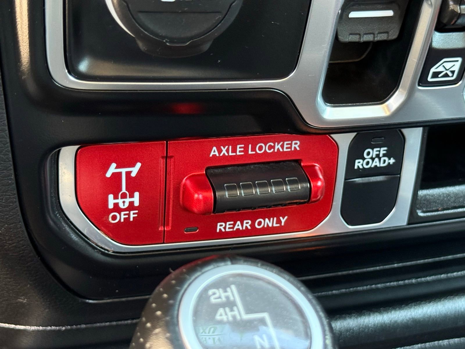 Used 2021 Jeep Gladiator Mojave AWD/4WD image 31