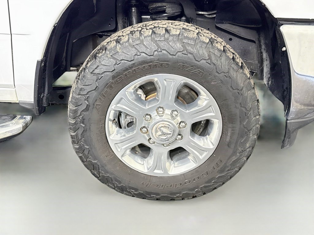 Used 2022 RAM 2500 Big Horn w/ Level 1 Equipment Group AWD/4WD image 30