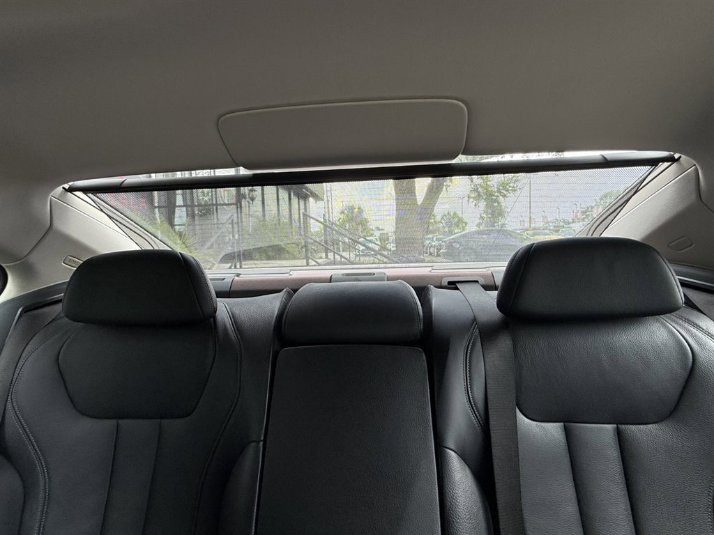 Used 2019 BMW 740i xDrive image 22