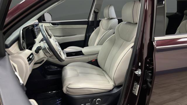 Used 2023 Hyundai Palisade Calligraphy w/ Cargo Package image 9