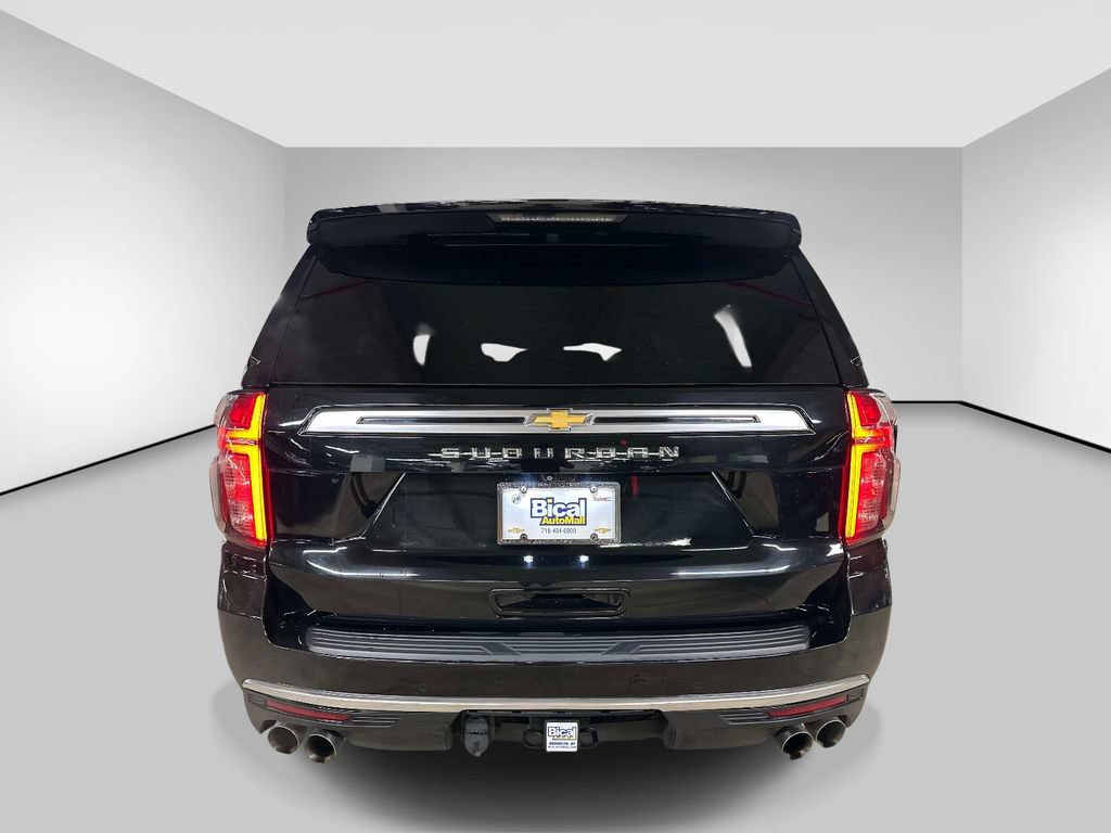 Used 2023 Chevrolet Suburban High Country AWD/4WD image 4