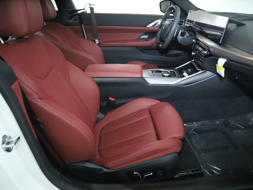 Certified 2026 BMW 430i xDrive Coupe w/ Driving Assistance Package image 33