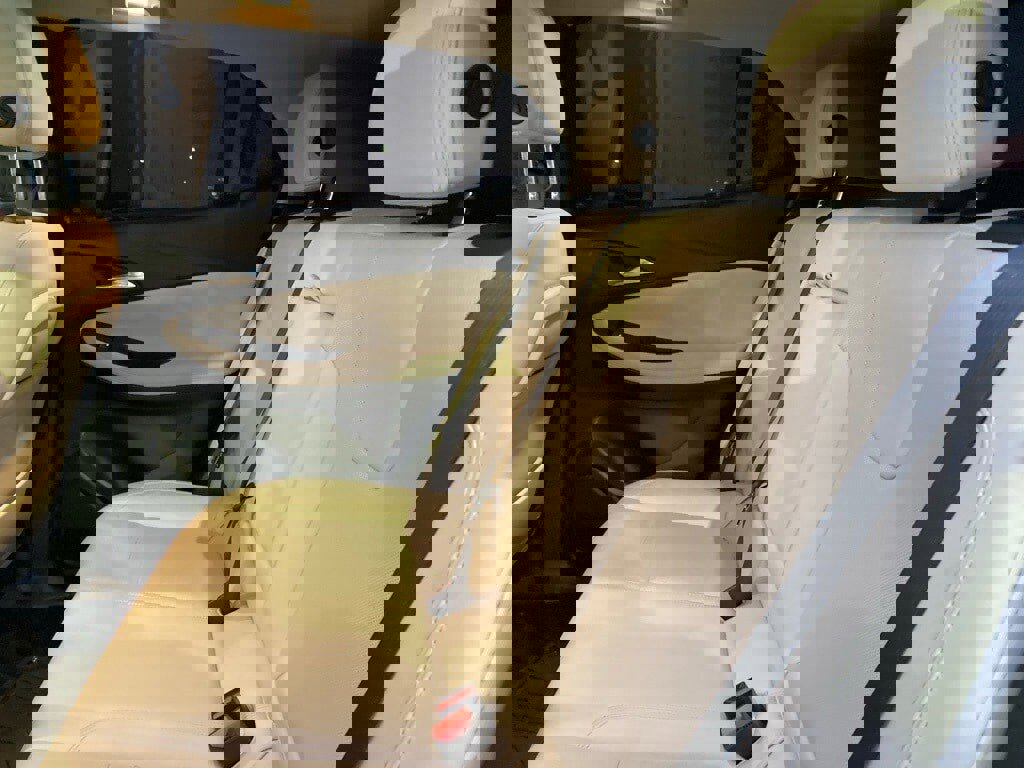 Used 2024 Buick Encore GX Sport Touring w/ Experience Buick Package image 11