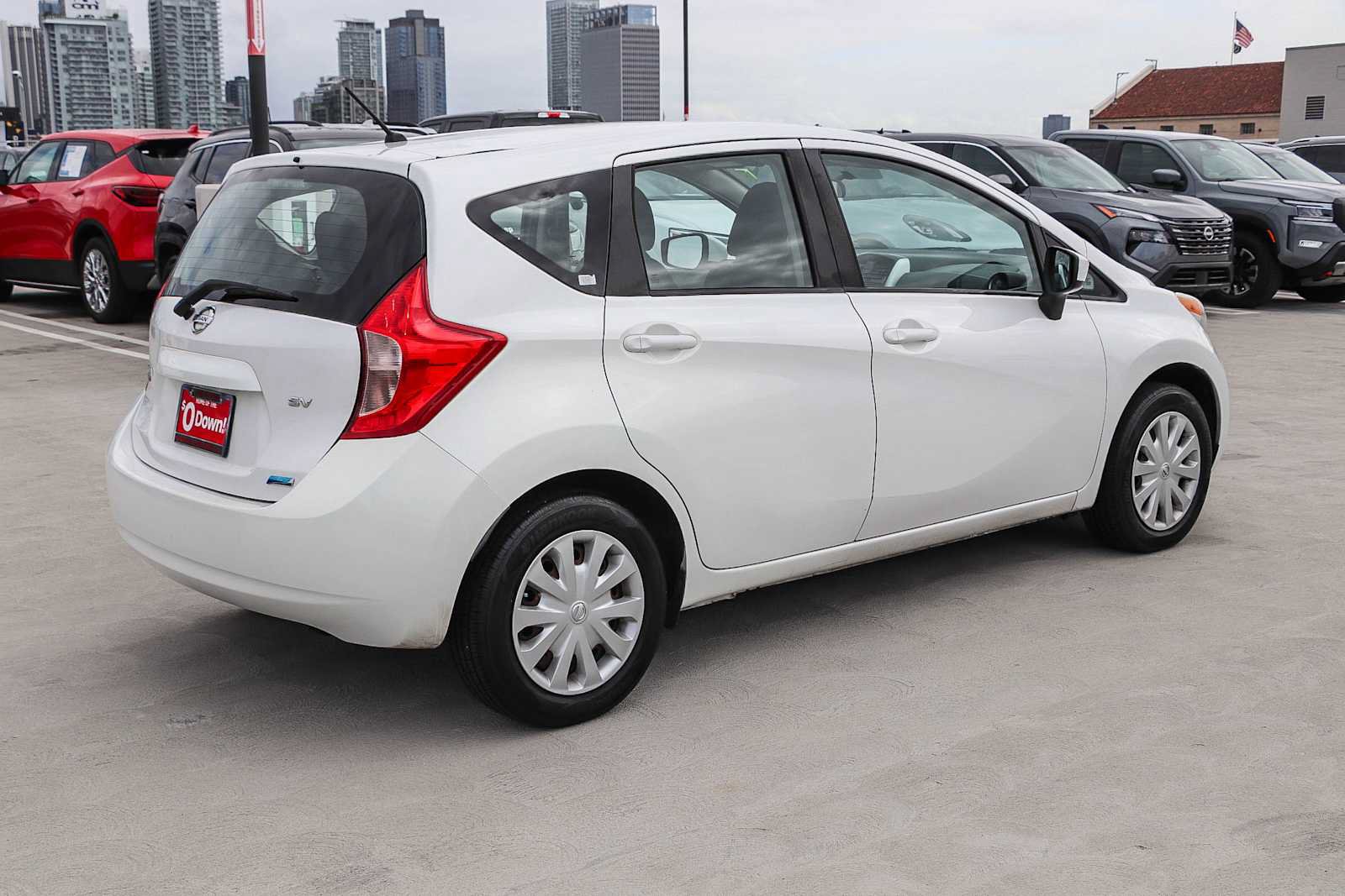 Used 2015 Nissan Versa Note SV FWD image 6