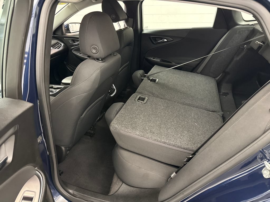 Used 2021 Chevrolet Malibu LT FWD image 20