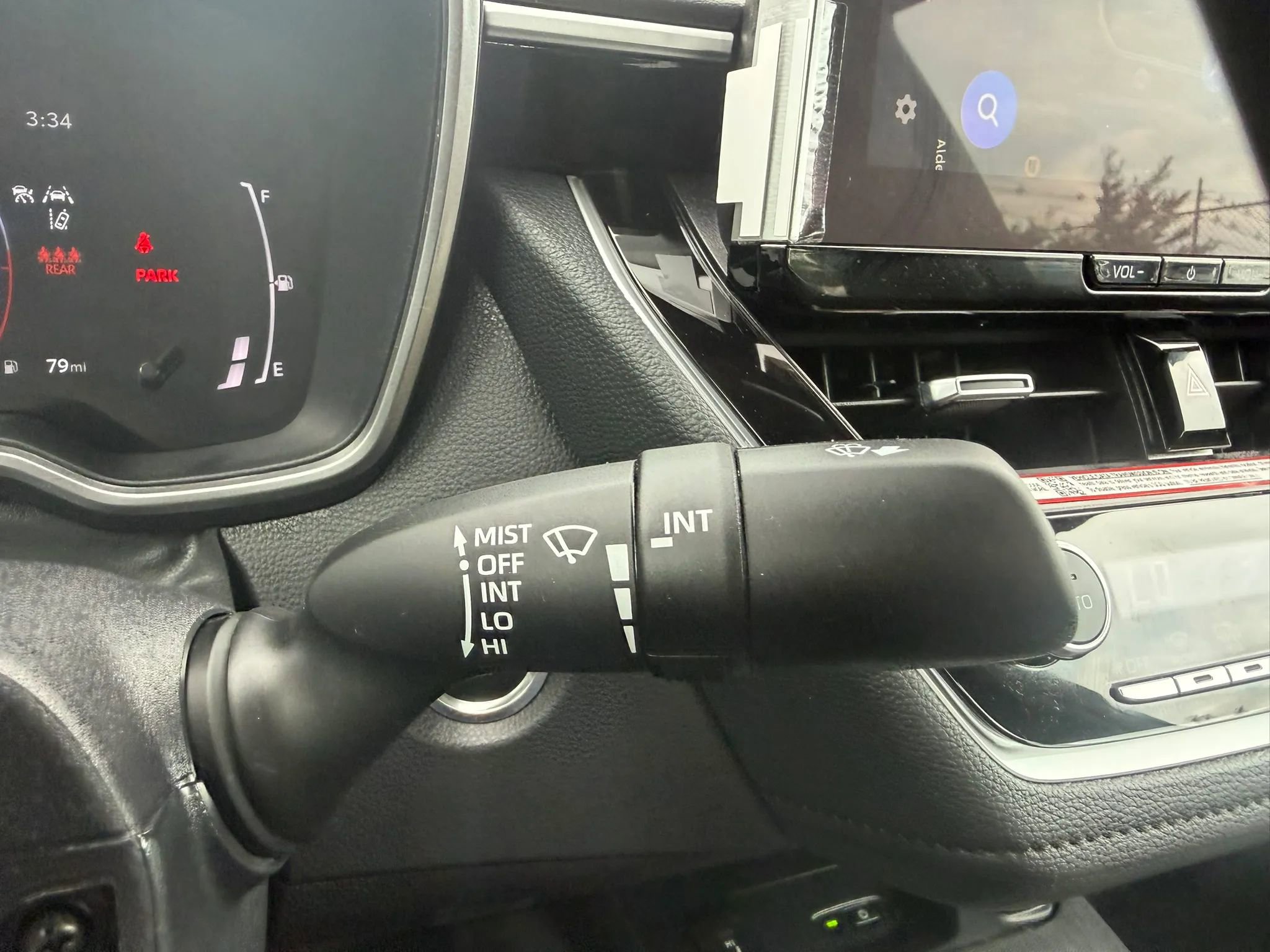 Used 2025 Toyota Corolla XSE FWD image 15
