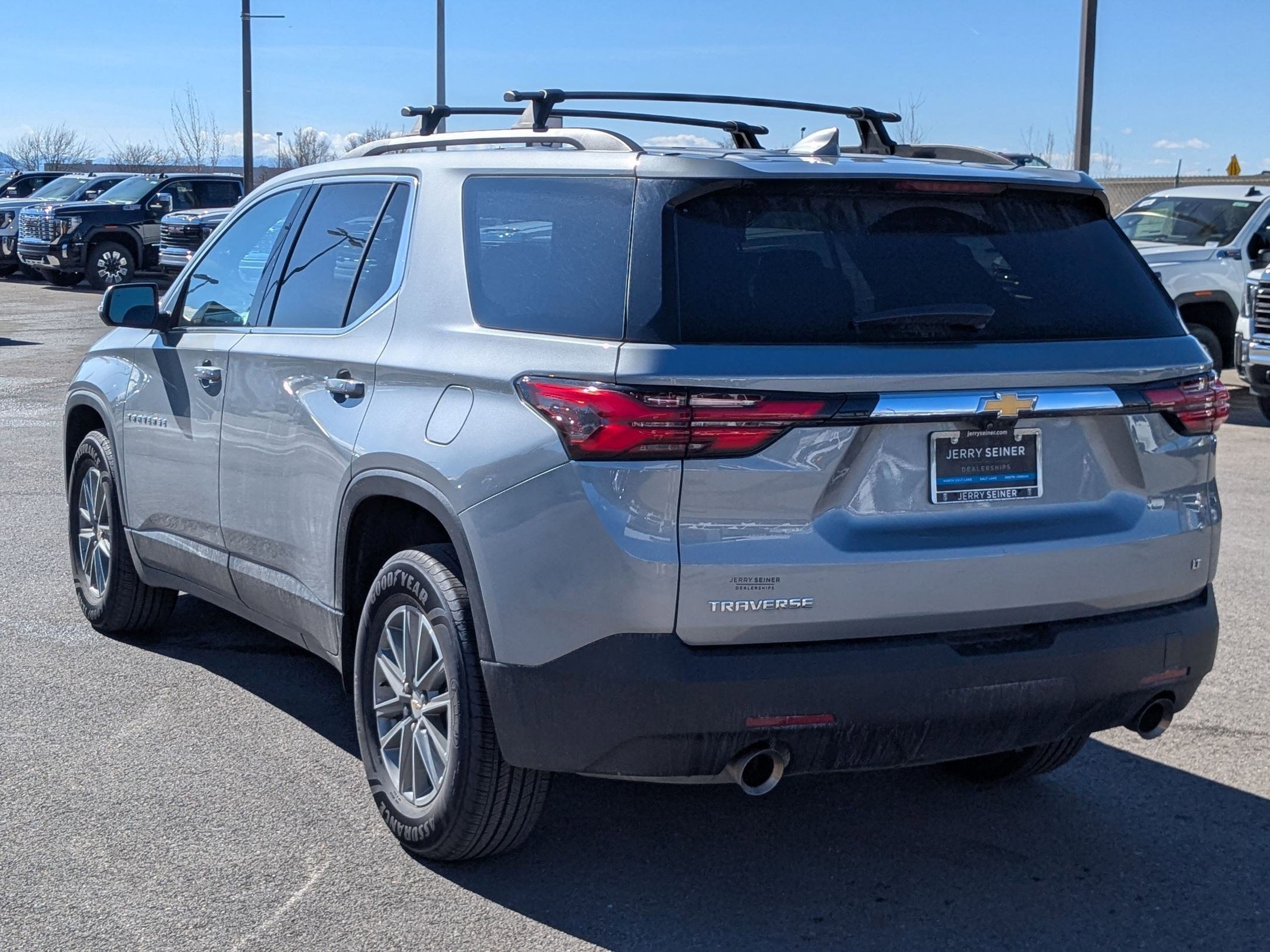 Certified 2023 Chevrolet Traverse LT image 4