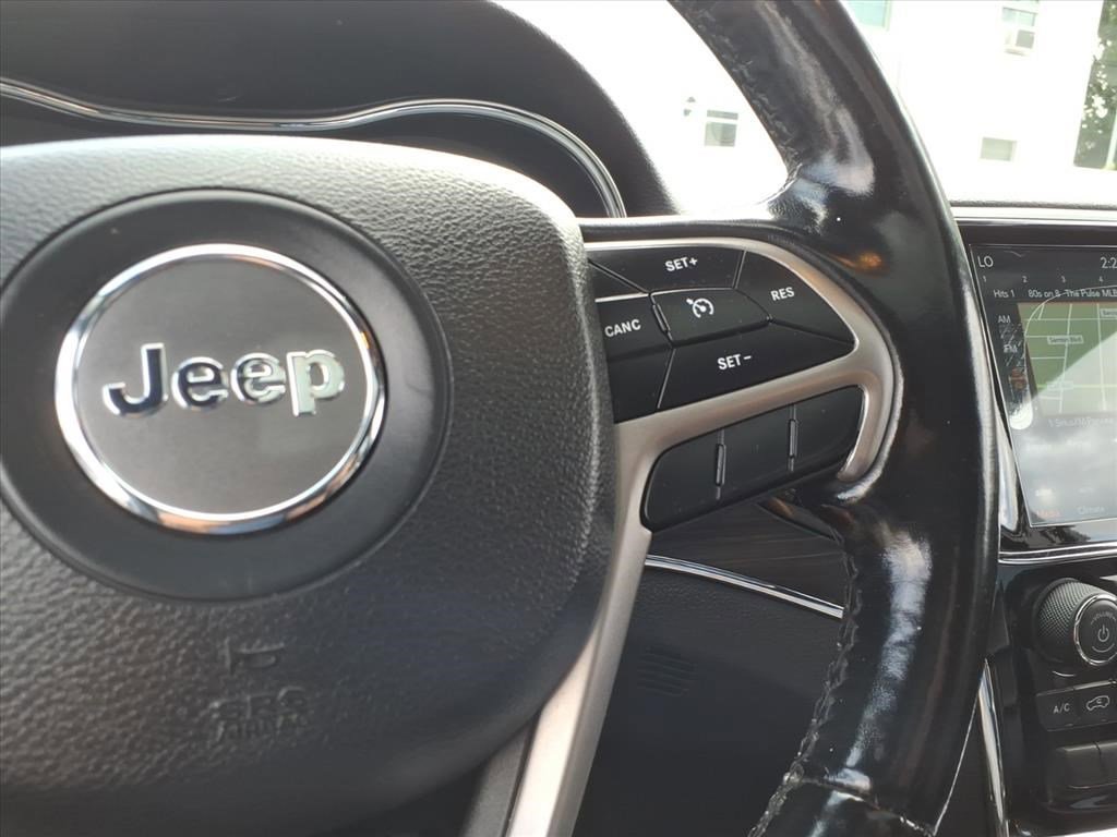 Used 2020 Jeep Grand Cherokee Limited image 23