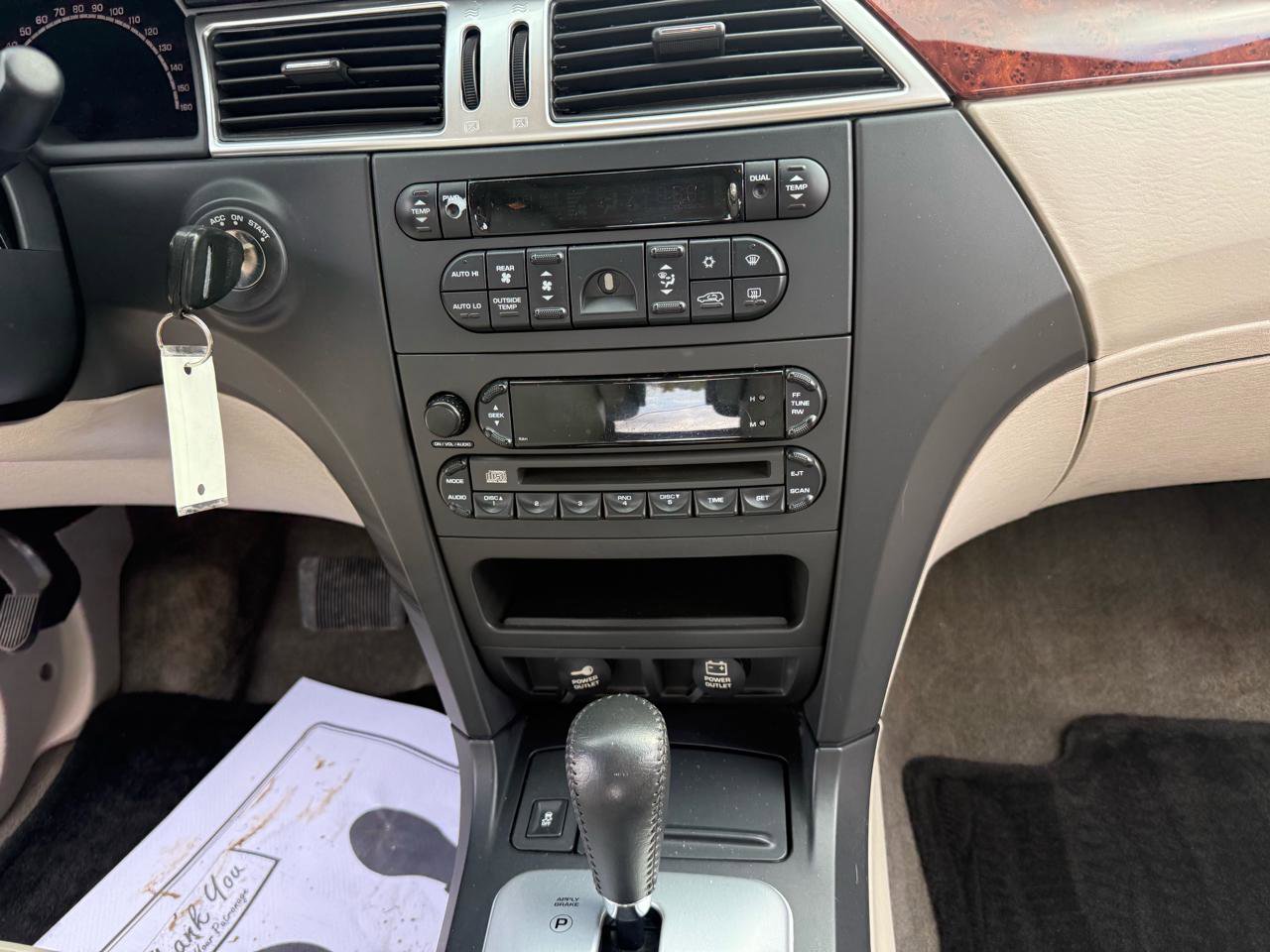 Used 2004 Chrysler Pacifica 2WD image 29