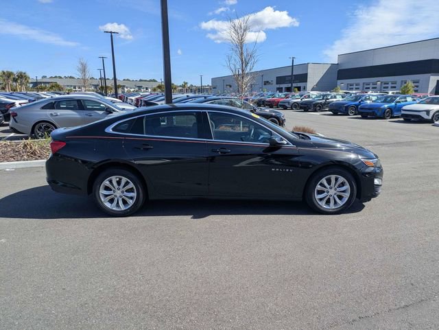 Used 2024 Chevrolet Malibu LT image 2