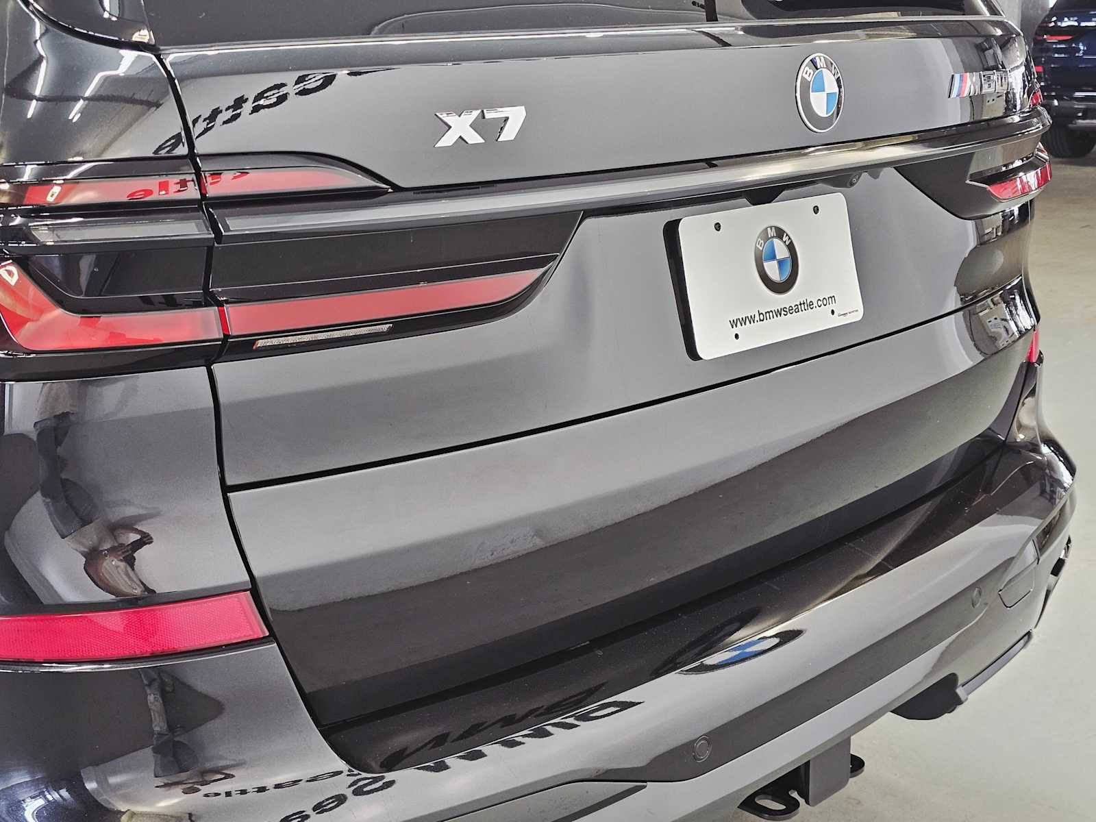 New 2026 BMW X7 M60i image 7