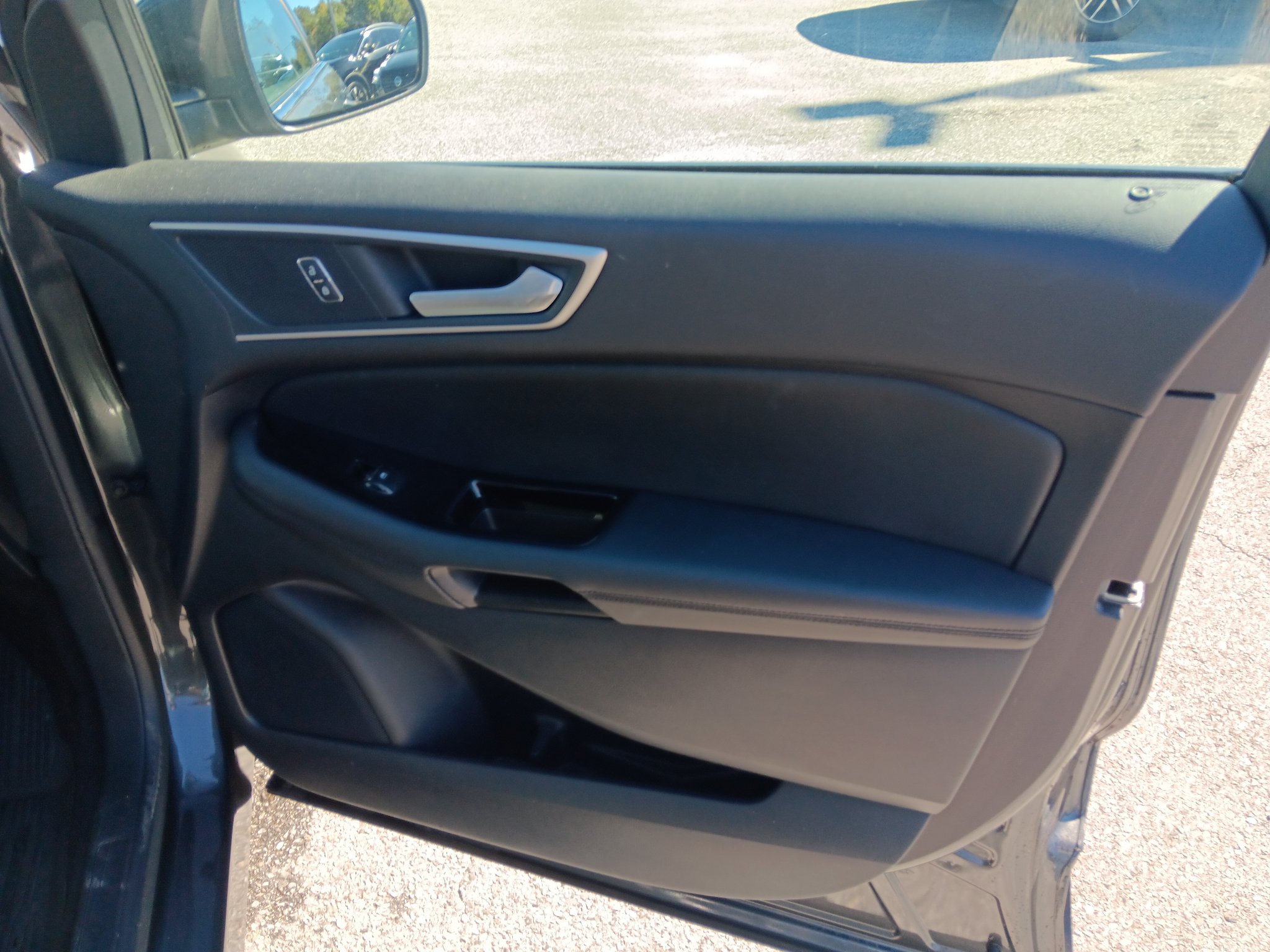 Used 2020 Ford Edge SEL w/ Convenience Package FWD image 22