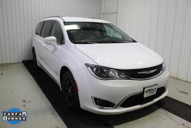 Used 2020 Chrysler Pacifica Touring-L w/ Advanced Safetytec Group