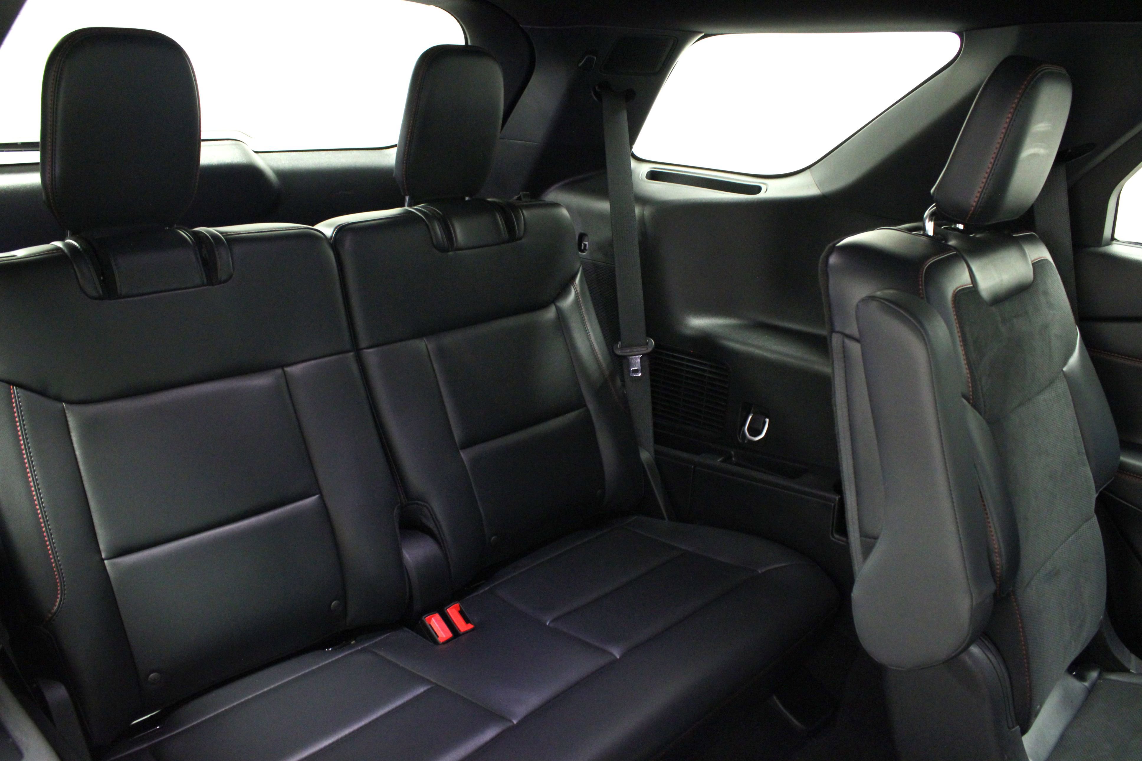 Used 2025 Ford Explorer ST image 19