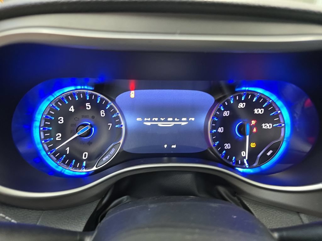 New 2027 Chrysler Pacifica Limited FWD image 19