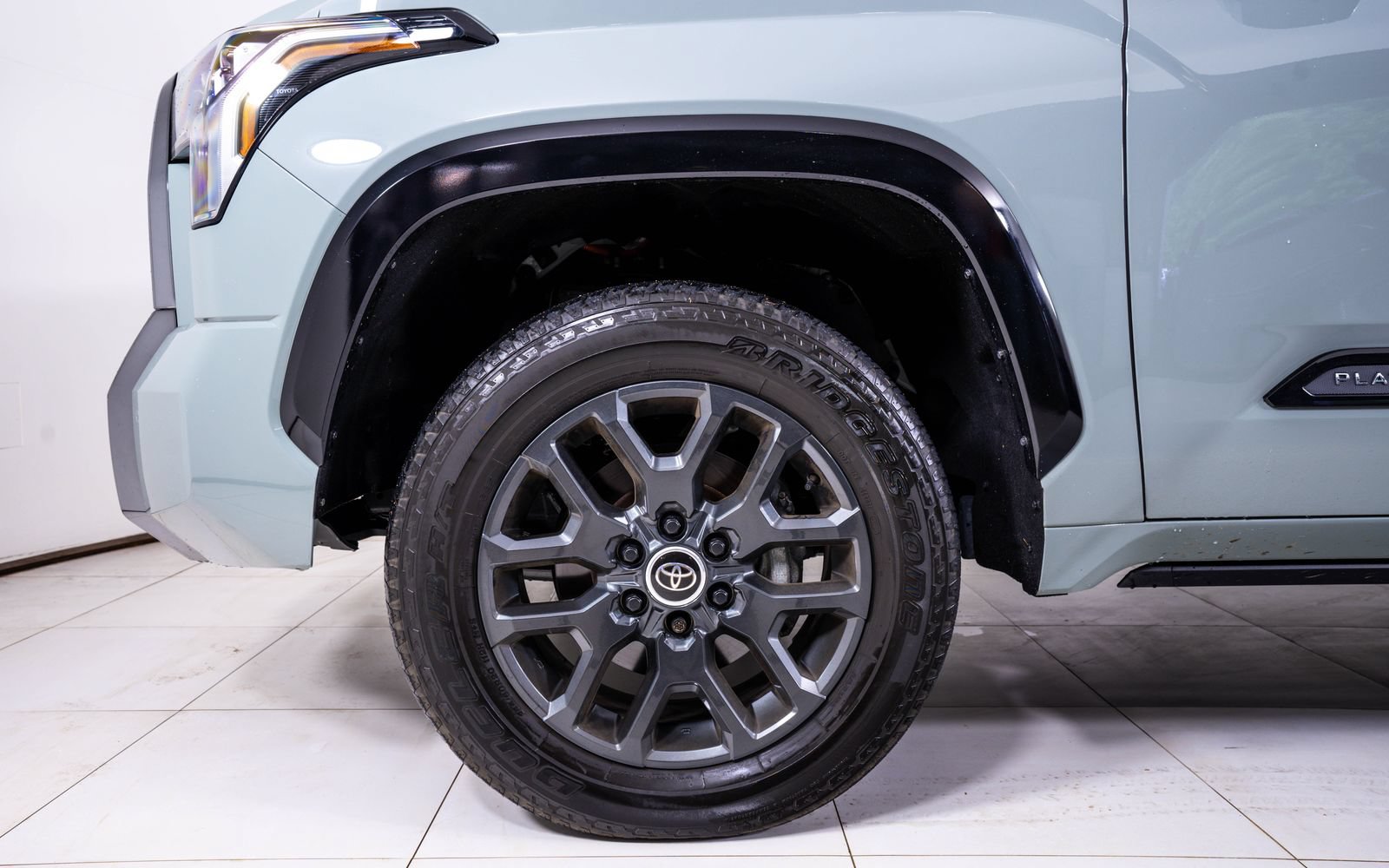 Used 2024 Toyota Tundra Platinum AWD/4WD image 9