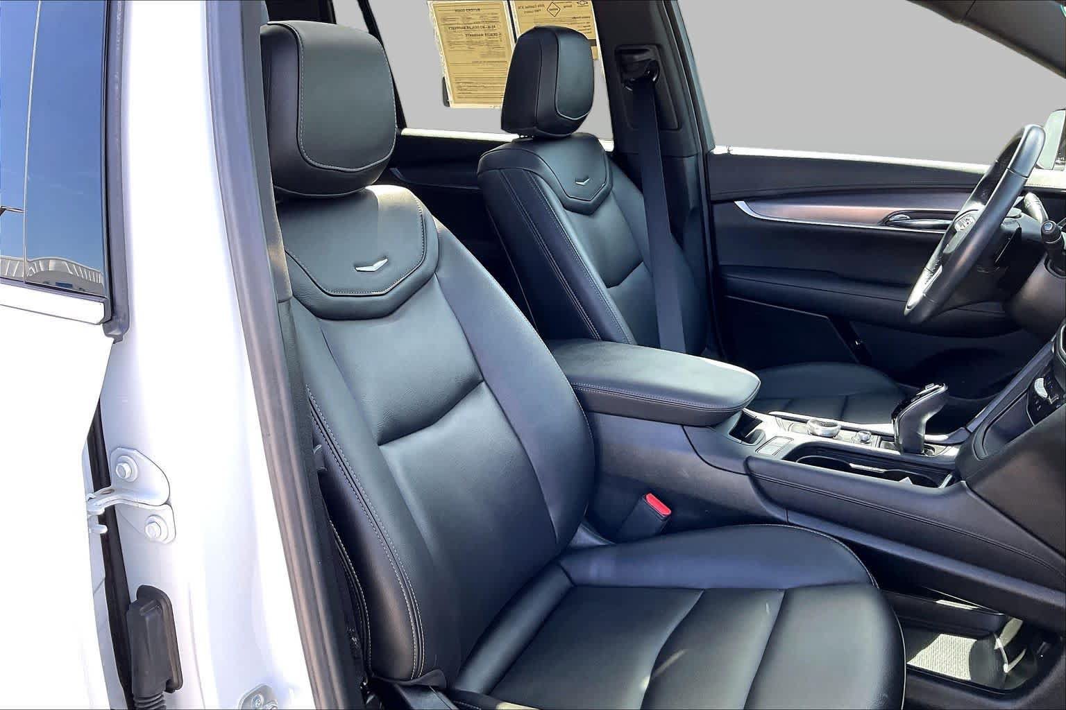 Used 2024 Cadillac XT6 Luxury FWD image 9