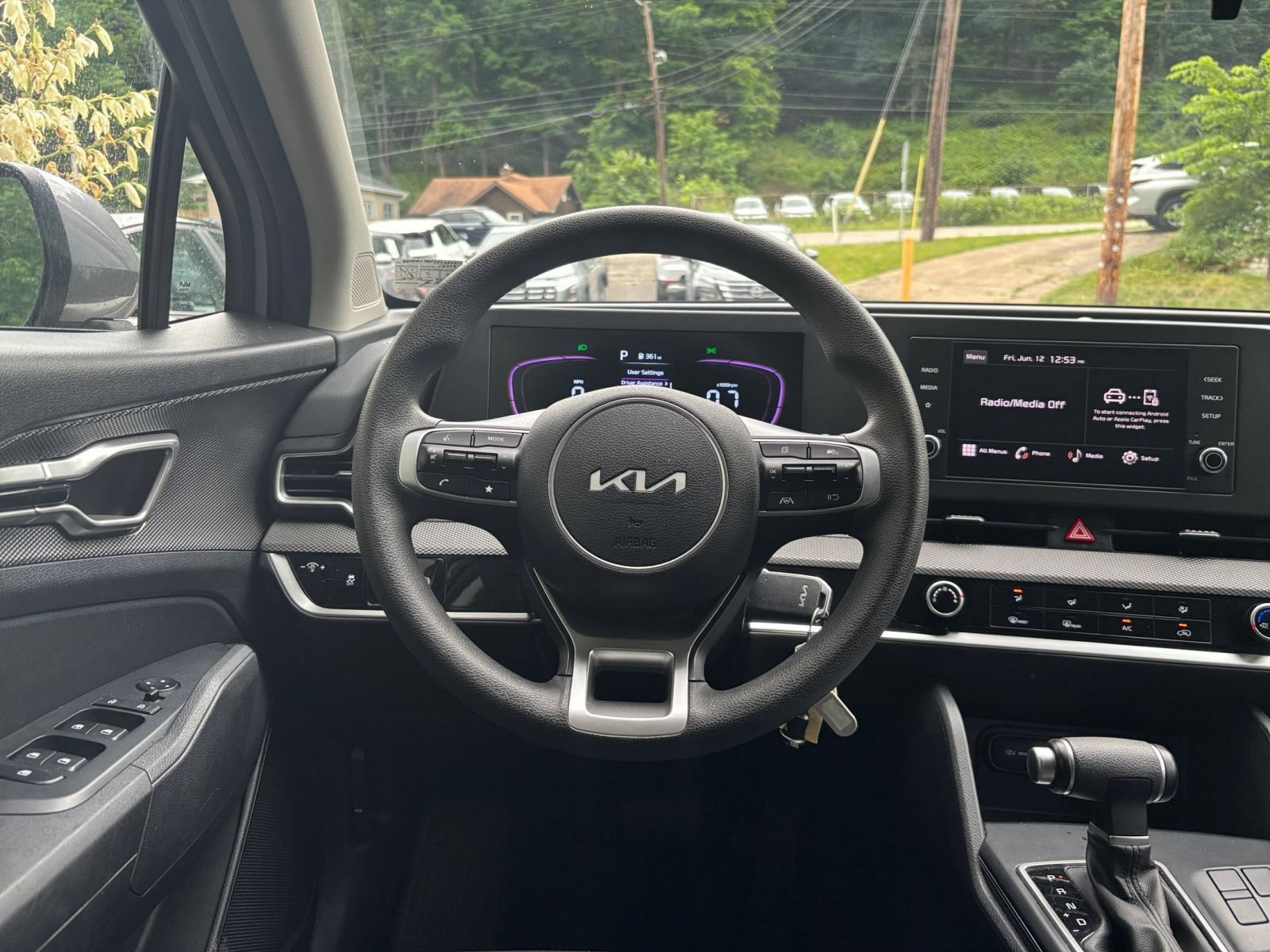 Used 2025 Kia Sportage LX FWD image 33