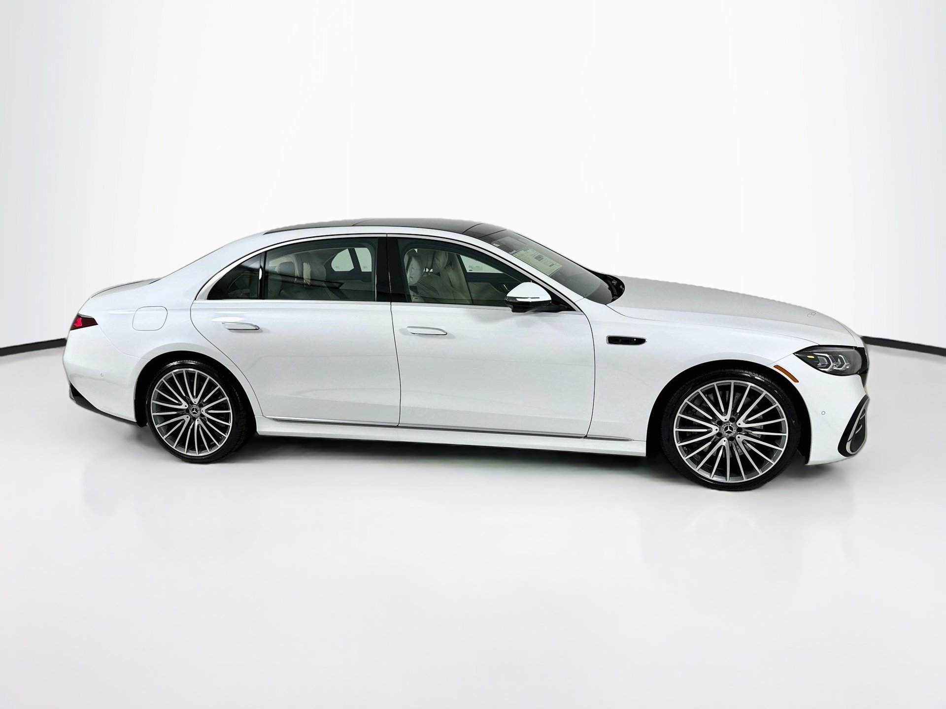 New 2027 Mercedes-Benz S 580 4MATIC Sedan image 9