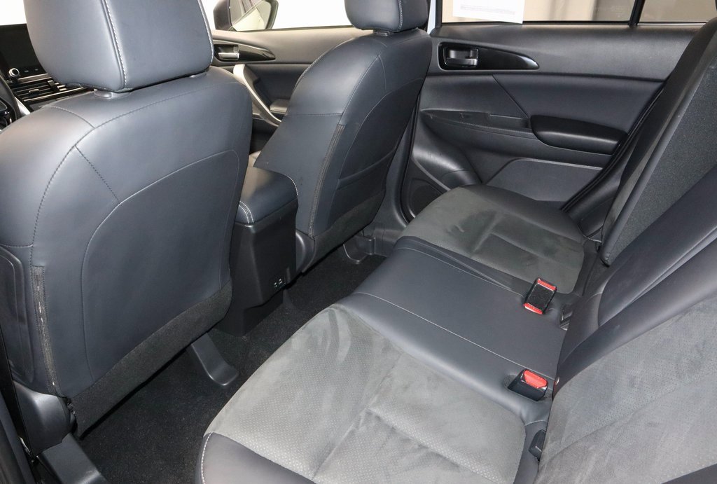Used 2024 Mitsubishi Eclipse Cross SE image 21