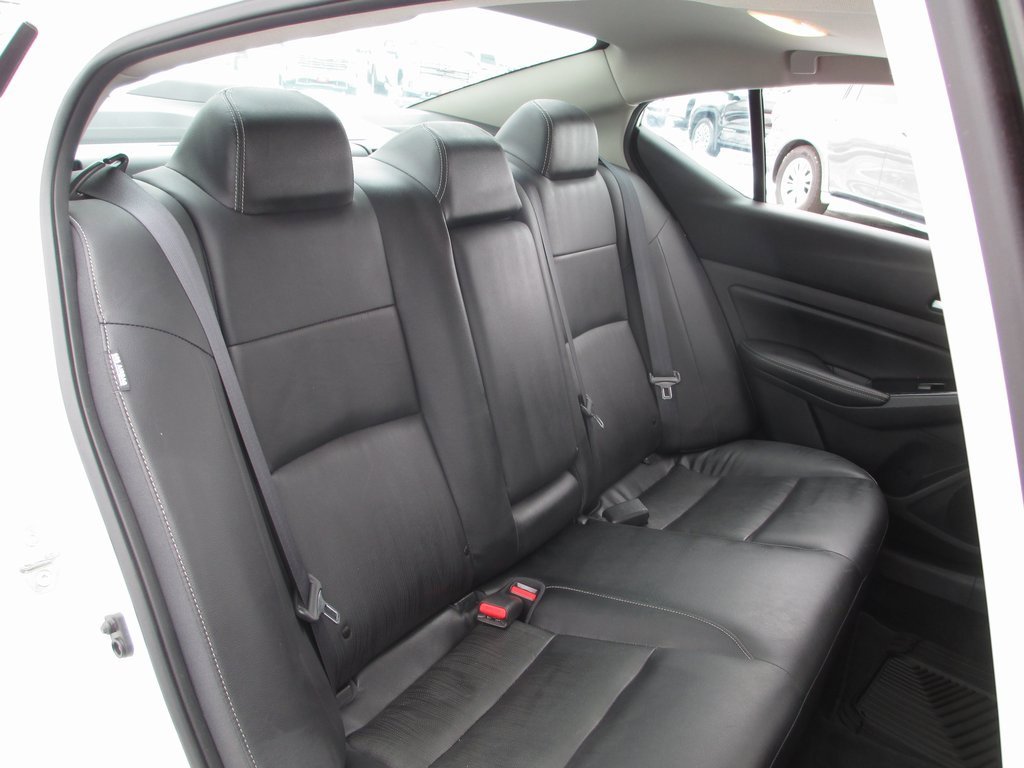 Used 2020 Nissan Altima 2.5 Platinum image 19