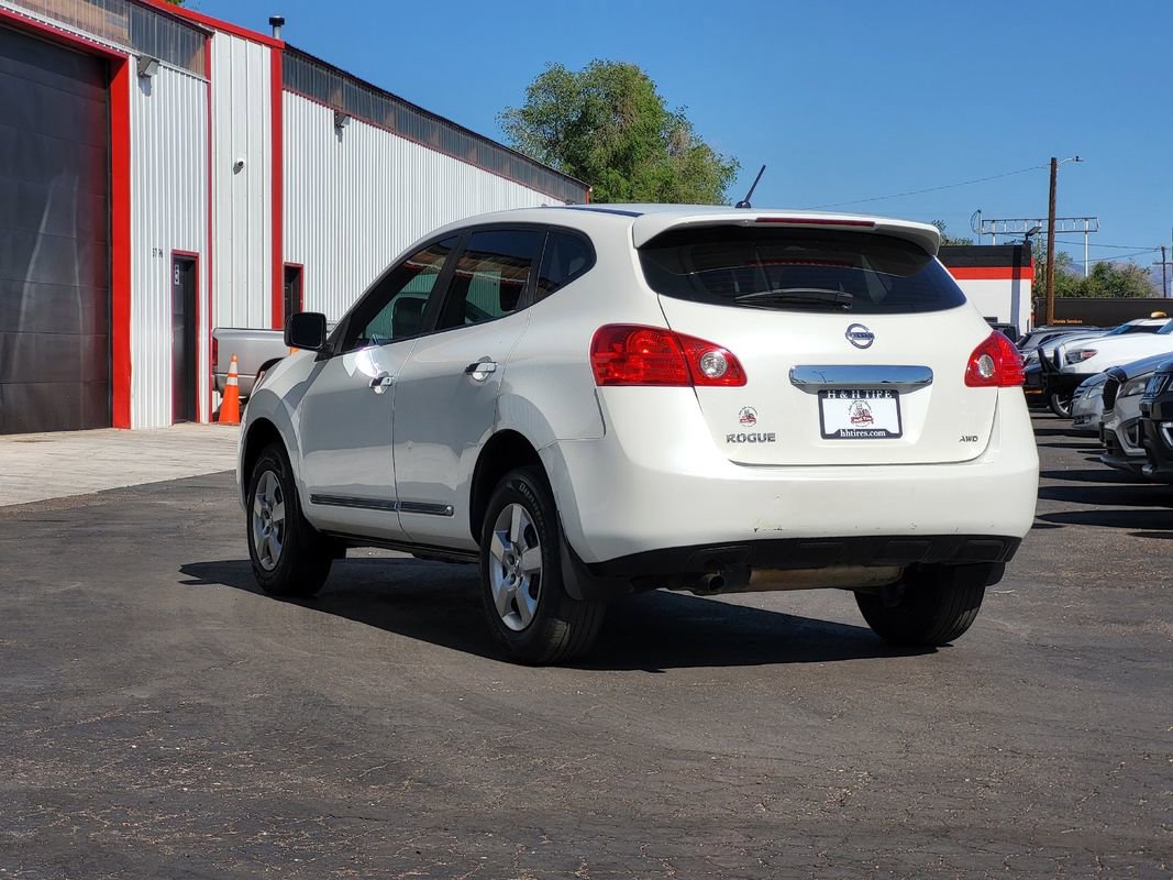 Used 2013 Nissan Rogue S AWD/4WD image 11
