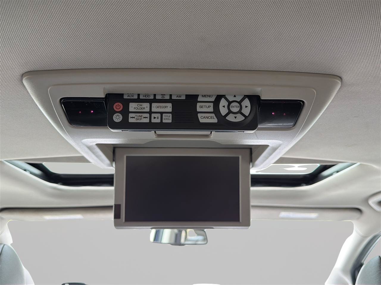 Used 2016 Honda Odyssey Touring Elite image 19