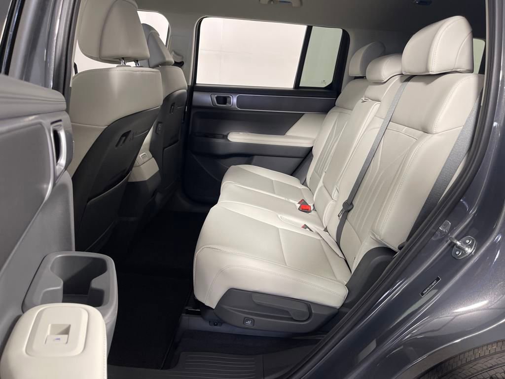 New 2026 Hyundai Santa Fe SEL image 13