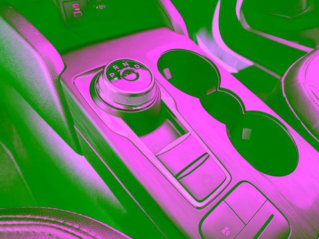 Used 2022 Ford Escape SE w/ SE Sport Appearance Package FWD image 24