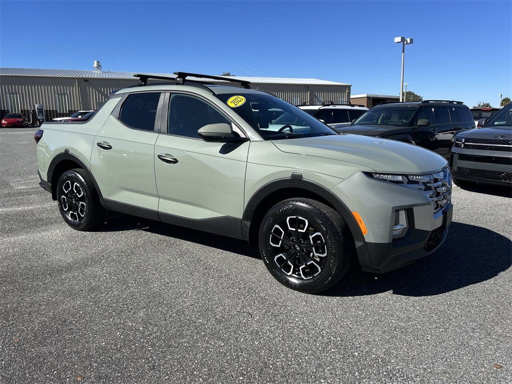 Used 2023 Hyundai Santa Cruz SEL w/ Activity Package image 2