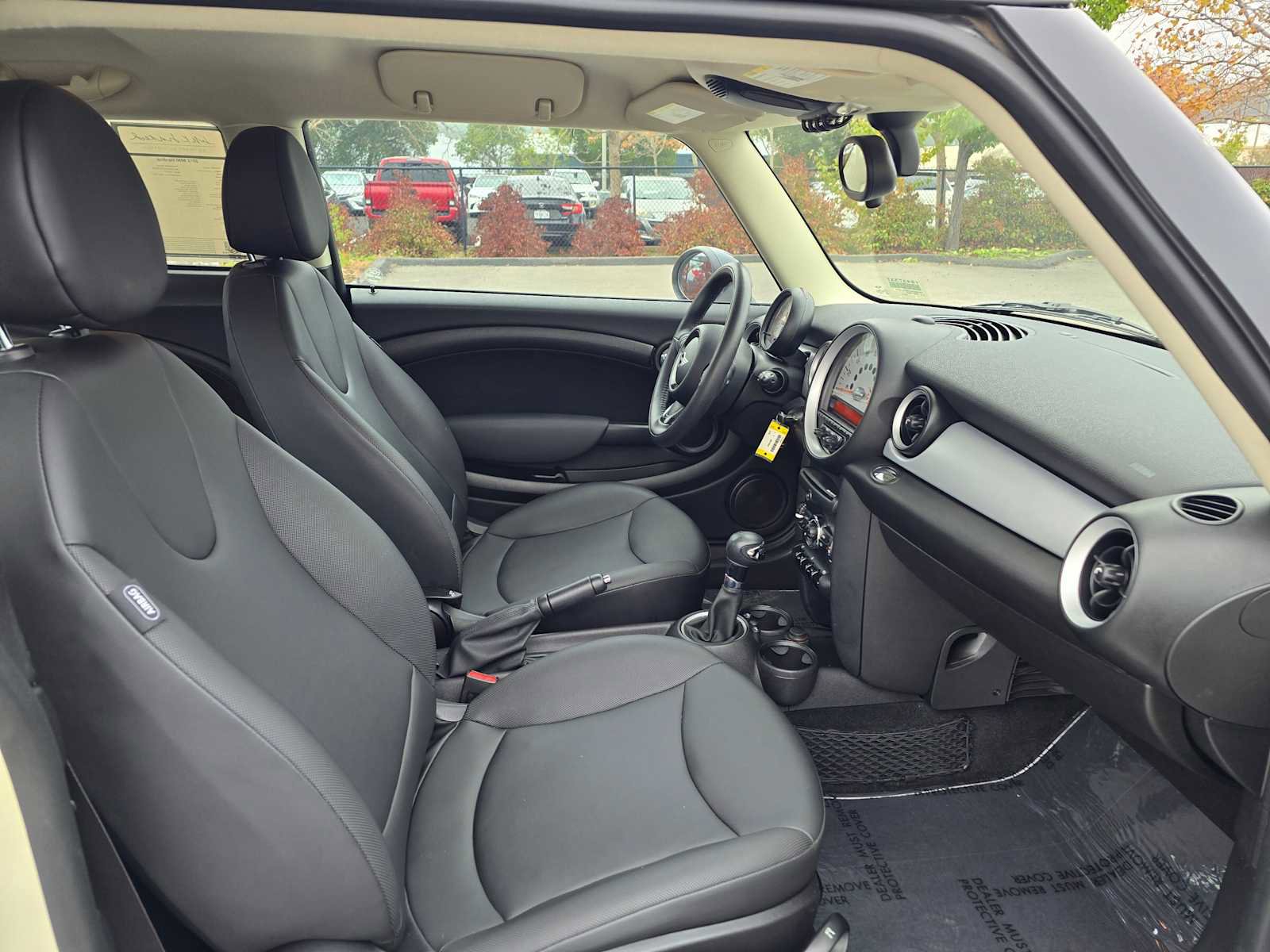 Used 2012 MINI Cooper Hardtop image 11