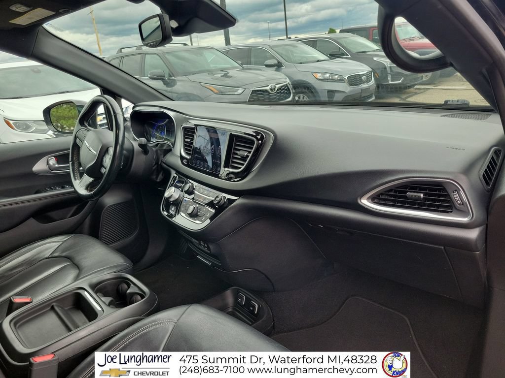 Used 2019 Chrysler Pacifica Touring-L w/ Advanced Safetytec Group FWD image 30