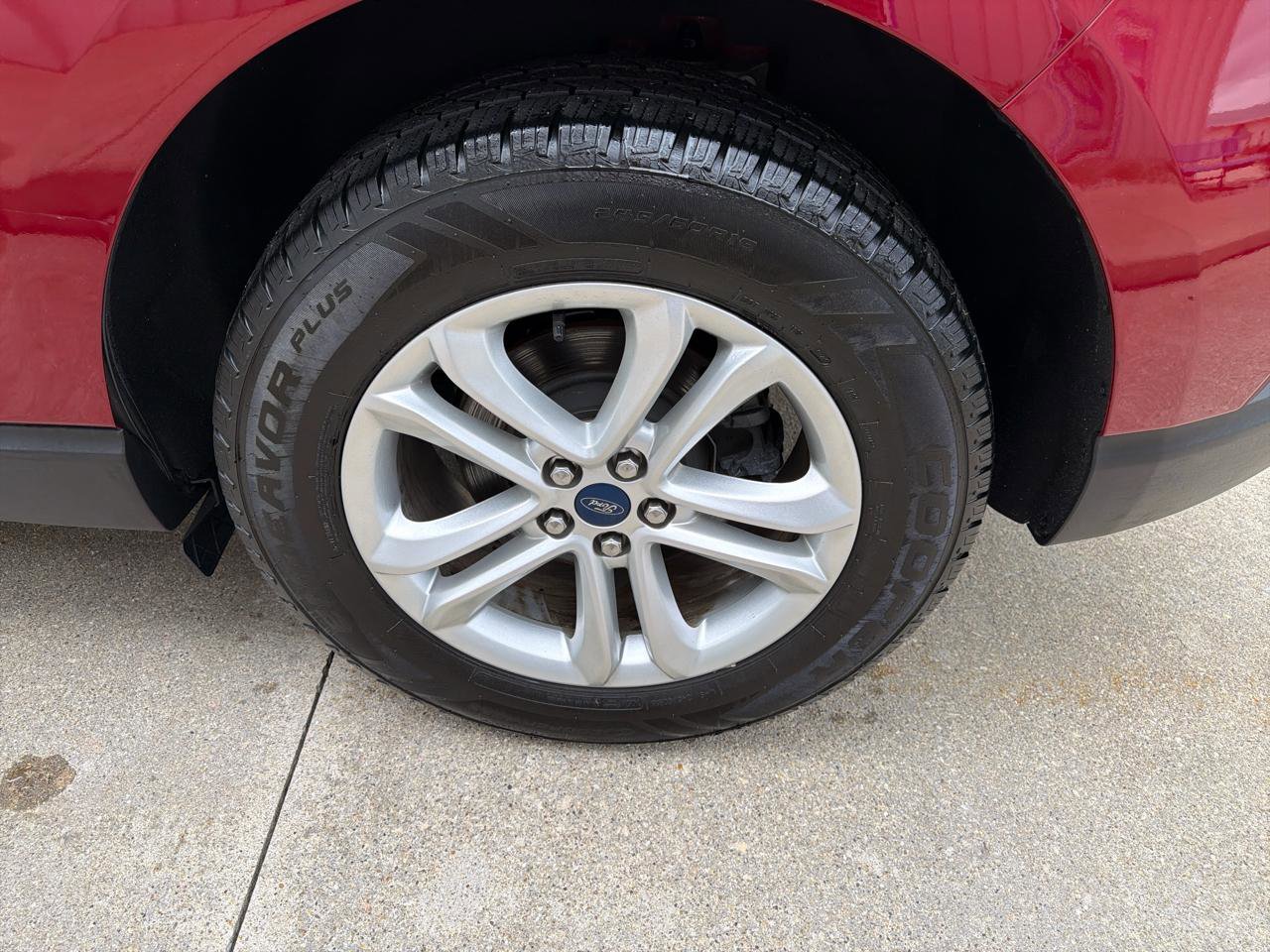 Used 2019 Ford Edge SEL w/ Equipment Group 201A image 5