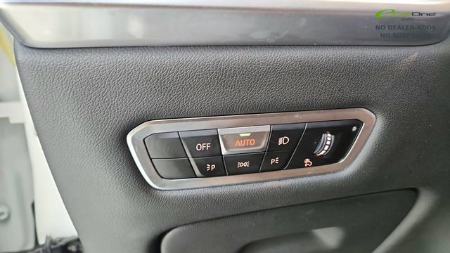 Used 2023 BMW X7 xDrive40i w/ Executive Package AWD/4WD image 41