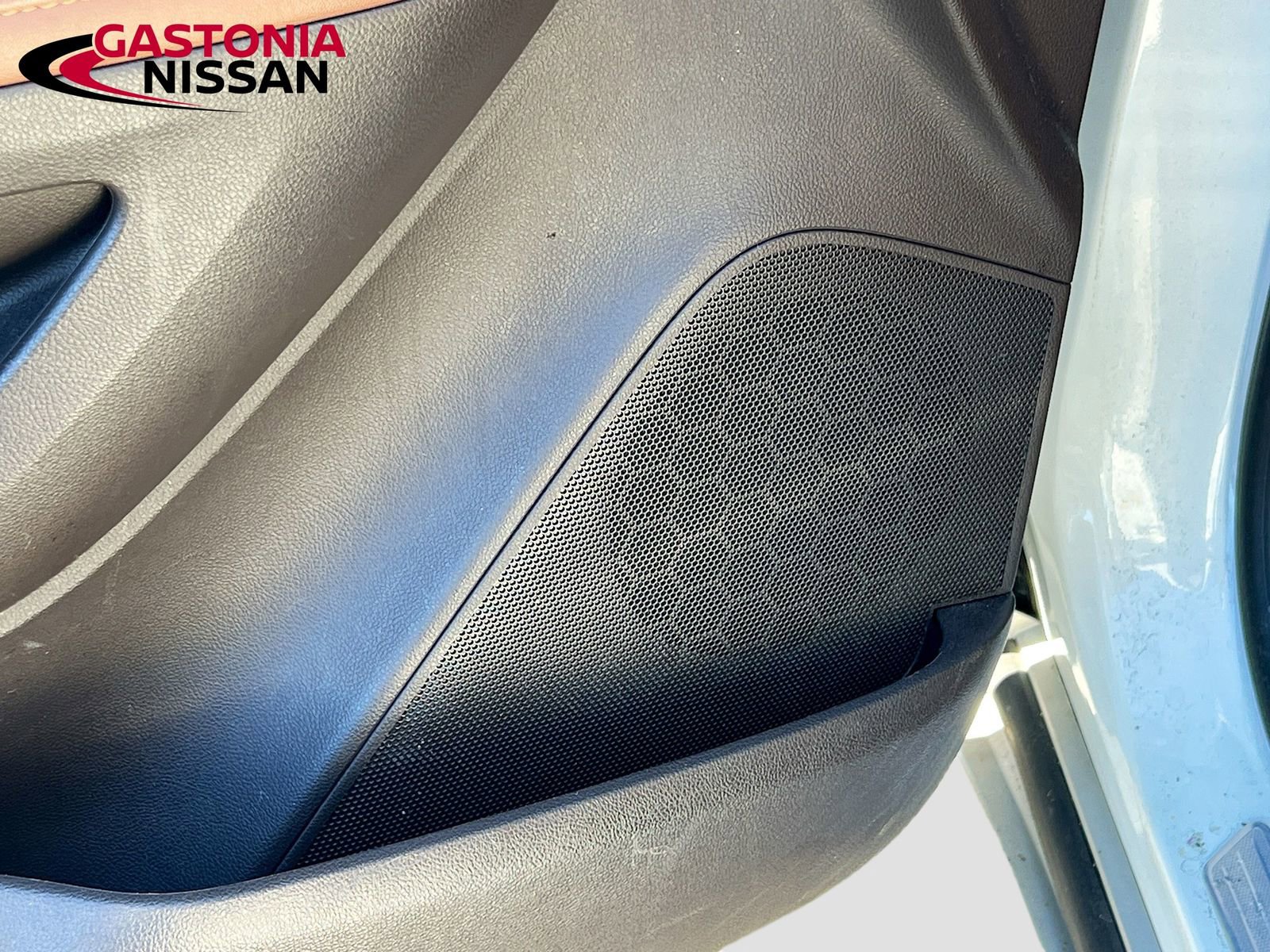 Used 2015 Buick Encore Leather image 25