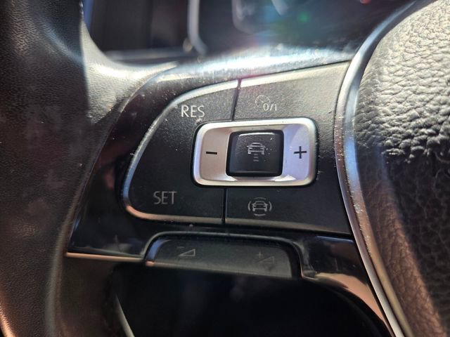 Used 2020 Volkswagen Jetta SEL image 28