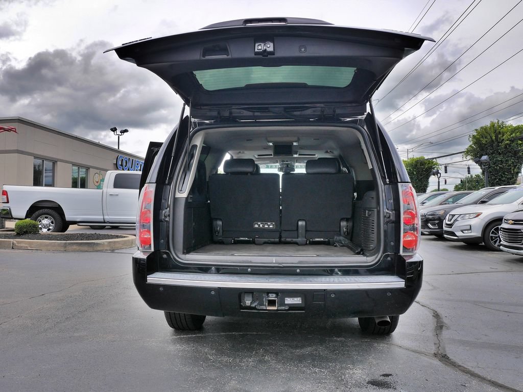 Used 2013 GMC Yukon XL Denali AWD/4WD image 16