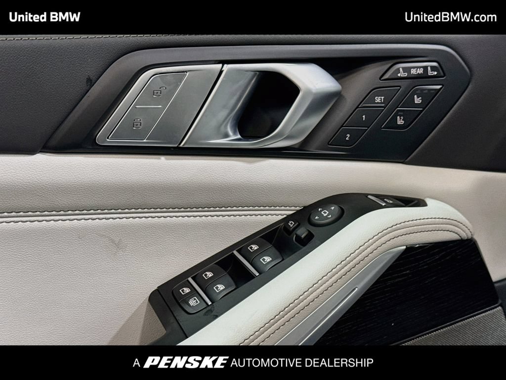 New 2027 BMW X7 xDrive40i w/ Executive Package AWD/4WD image 3