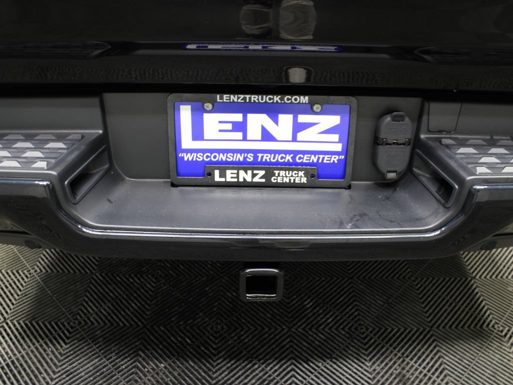 Used 2019 RAM 1500 Laramie AWD/4WD image 43