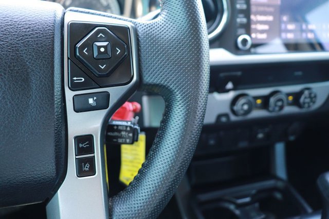 Used 2021 Toyota Tacoma SR5 RWD image 19