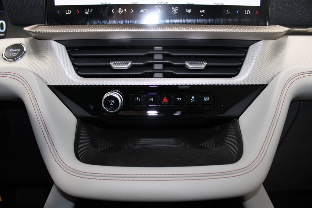 New 2025 Ford Explorer Active w/ Active Comfort Package image 51