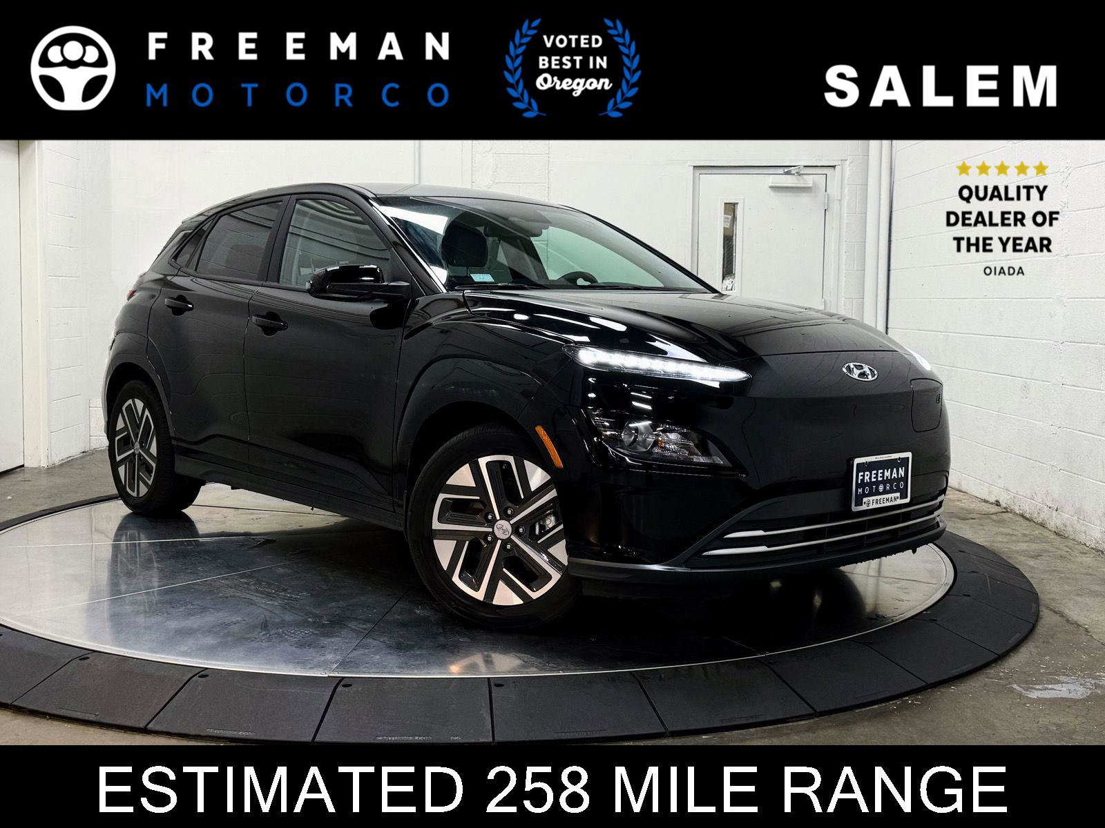 Used 2023 Hyundai Kona SE image 1