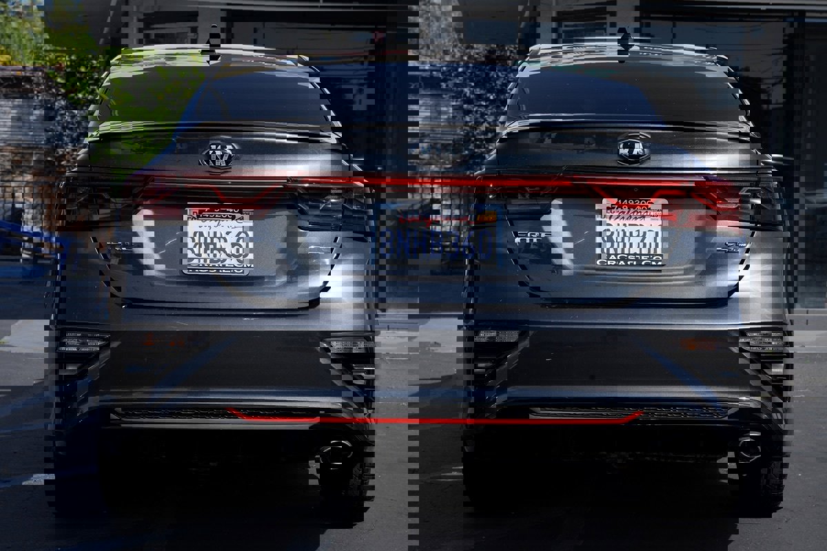 Used 2020 Kia Forte GT-Line w/ GT-Line Premium Package image 7