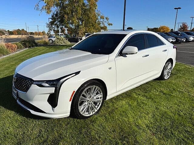 Used 2020 Cadillac CT4 Premium Luxury image 5