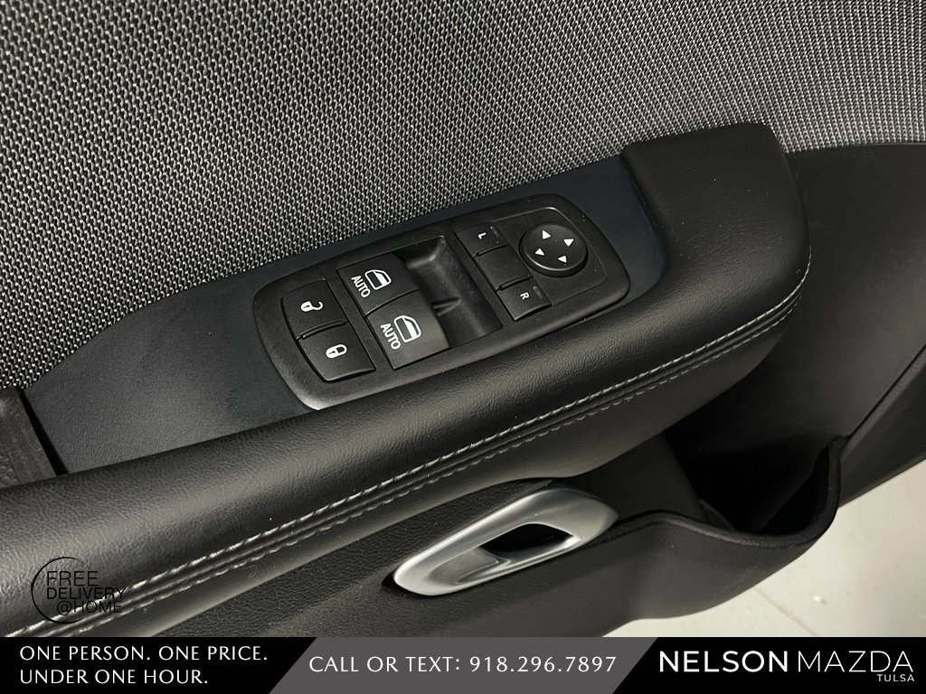 Used 2015 Dodge Challenger R/T w/ Quick Order Package 28B R/T image 19