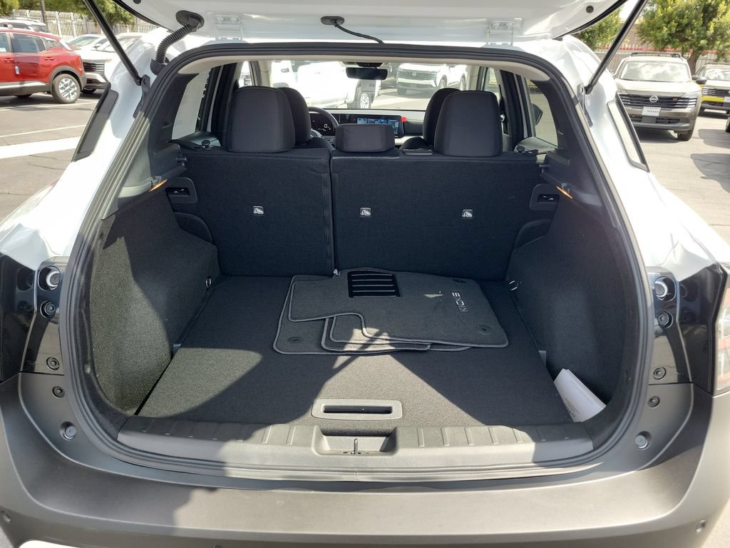 New 2026 Nissan Kicks SV w/ Interior Electronics Package FWD image 13