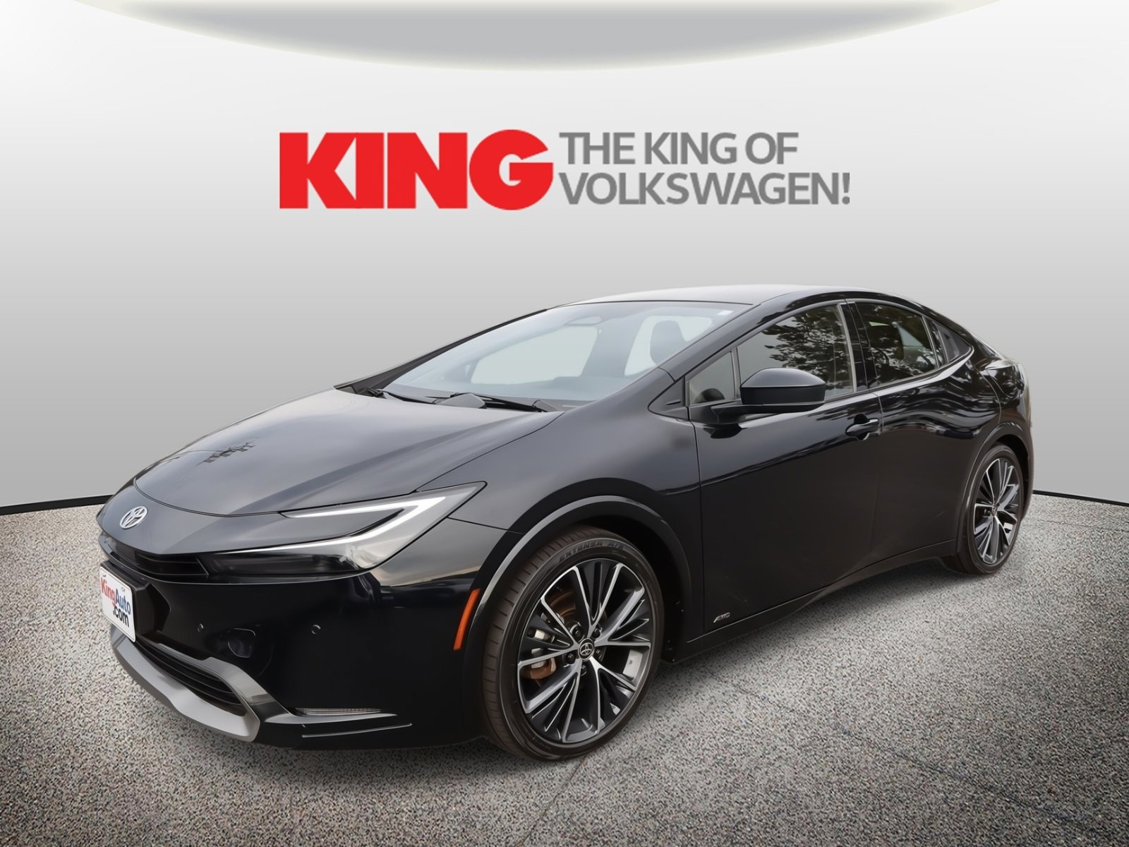 Used 2023 Toyota Prius XLE image 8